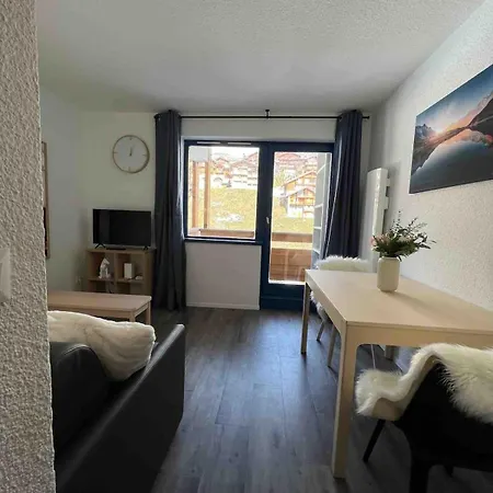 Daire Centre De In Skinout