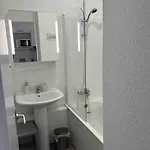 Centre De In Skinout Apartment *